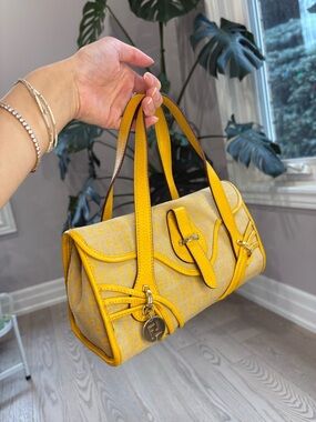 Fendi vintage purse - great condition!